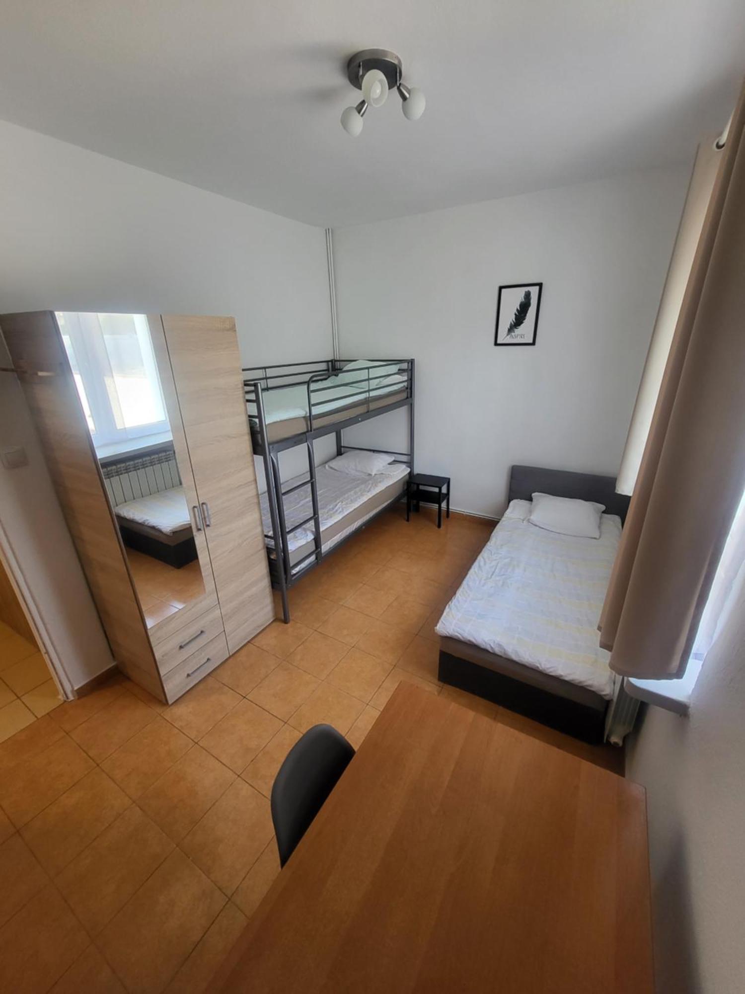 Rooms4Rest Popularna - Private Rooms For Tourists - Atr Consulting Sp, Z O,O, Varsovia Exterior foto