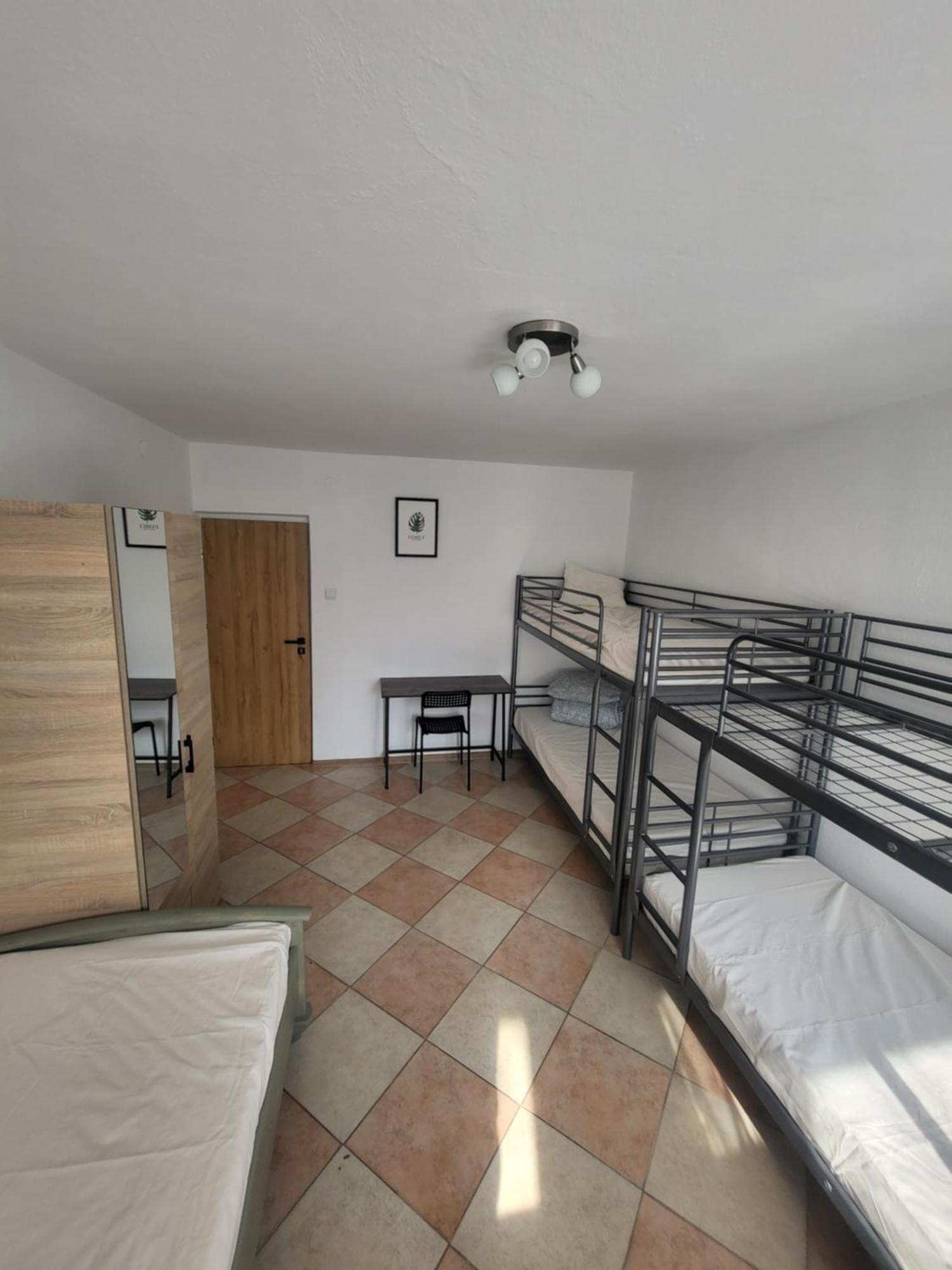 Rooms4Rest Popularna - Private Rooms For Tourists - Atr Consulting Sp, Z O,O, Varsovia Exterior foto