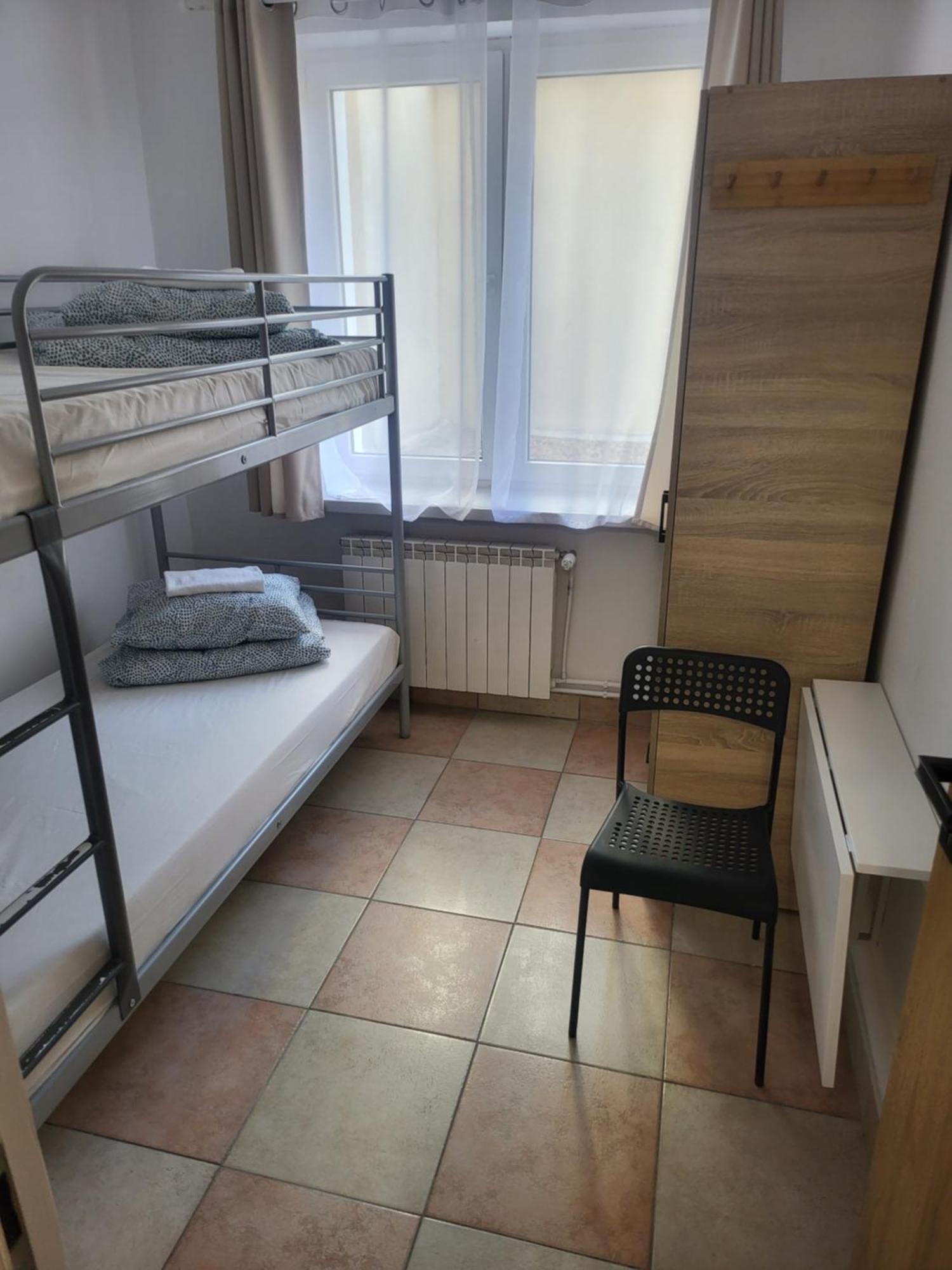 Rooms4Rest Popularna - Private Rooms For Tourists - Atr Consulting Sp, Z O,O, Varsovia Exterior foto