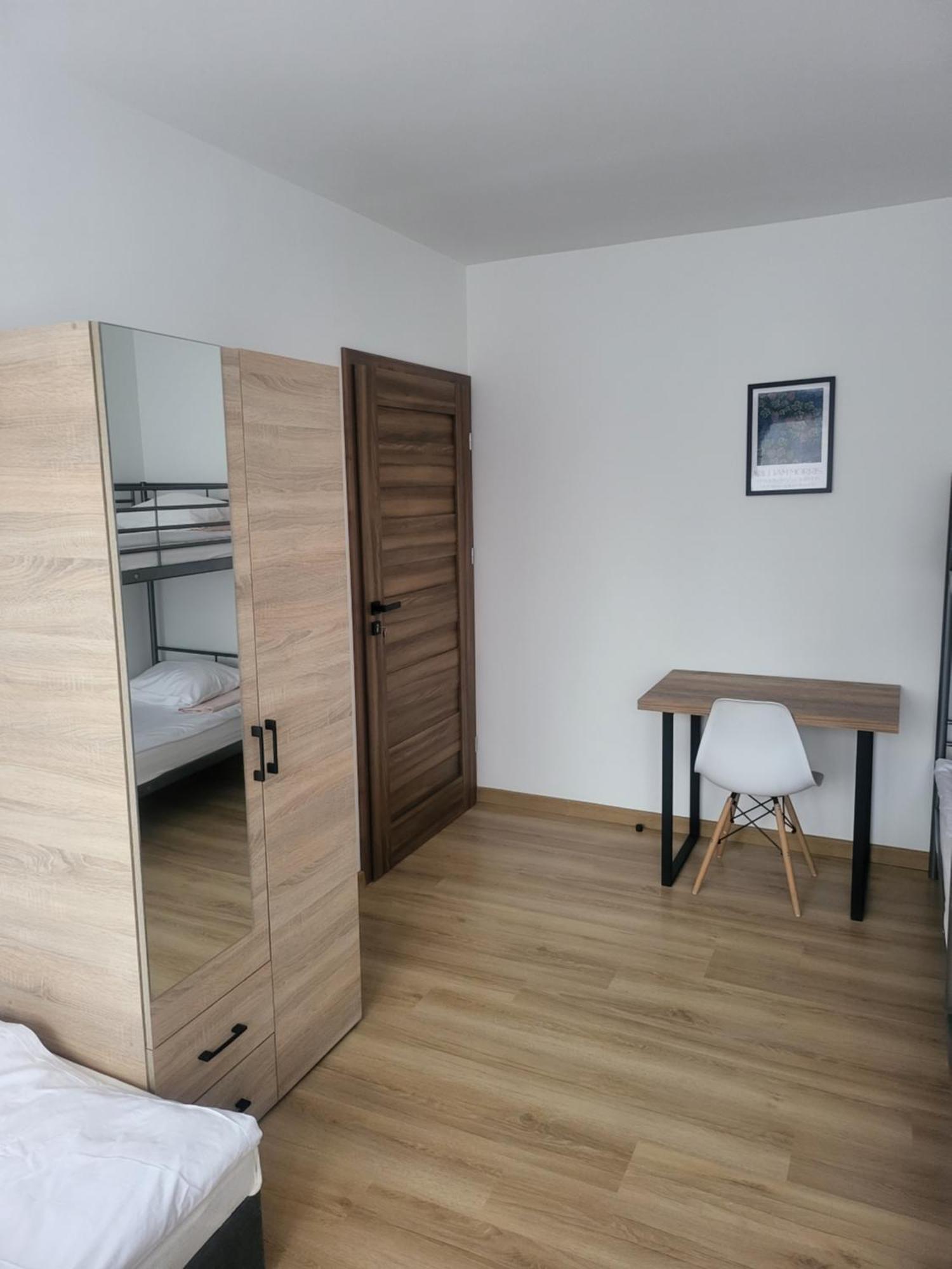 Rooms4Rest Popularna - Private Rooms For Tourists - Atr Consulting Sp, Z O,O, Varsovia Exterior foto