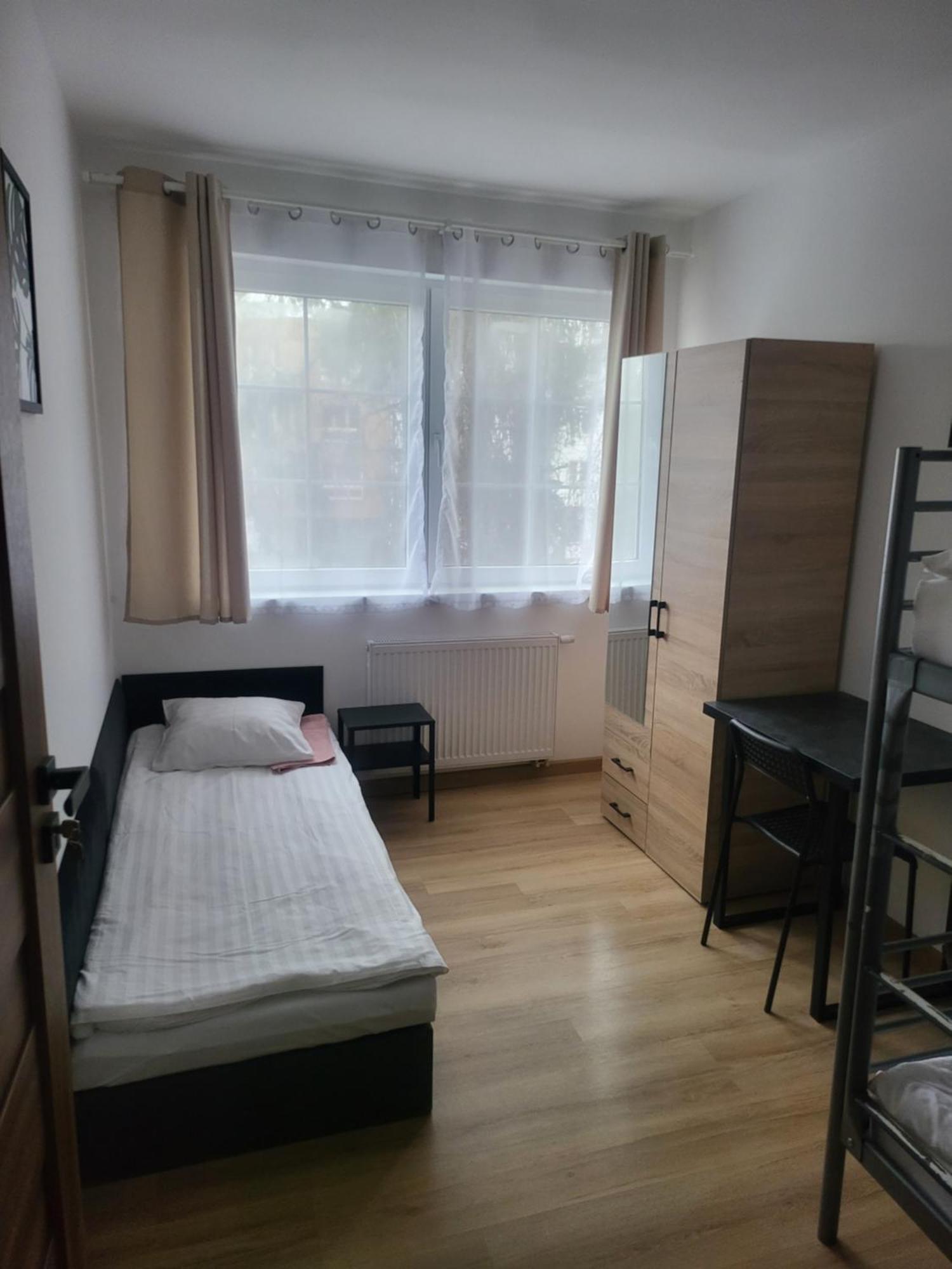 Rooms4Rest Popularna - Private Rooms For Tourists - Atr Consulting Sp, Z O,O, Varsovia Exterior foto